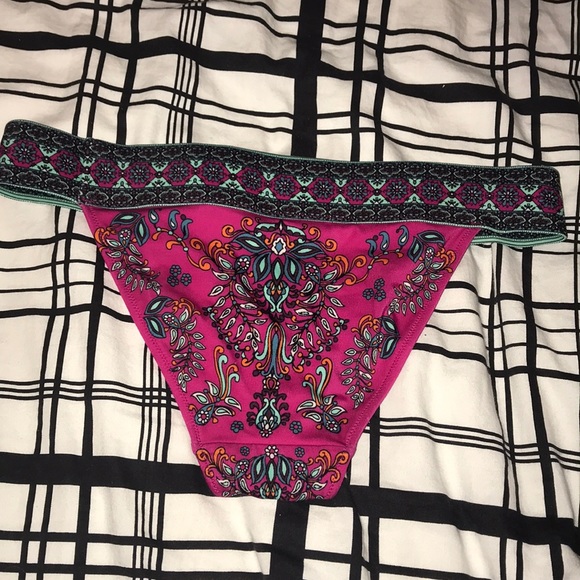 Pink bathing suit bottoms - Picture 2 of 3